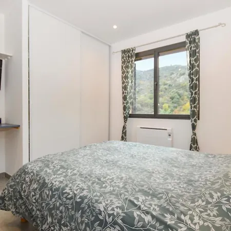 Holiday home 4 Bedroom Gorgeous In *