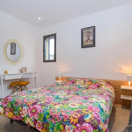 Dom wakacyjny 4 Bedroom Gorgeous In *