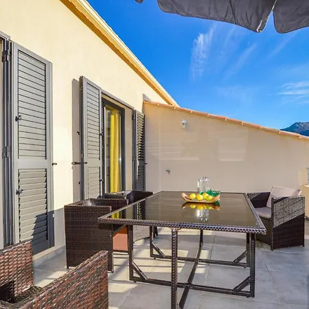 4 Bedroom Gorgeous In *